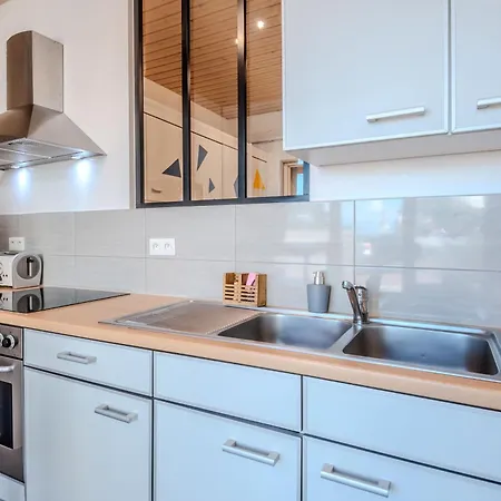 Le Beau Sejour - Proche Centre-ville, Lac Et Gare Apartmán